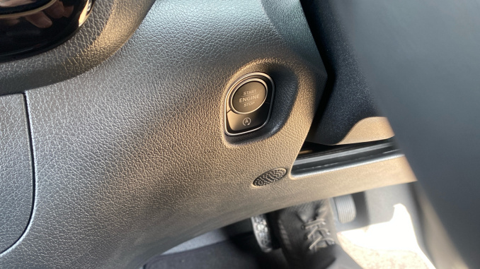 Mercedes-Benz Vito L2 Diesel Rwd 119CDI Select Crew Van 9G-Tronic - Image 38
